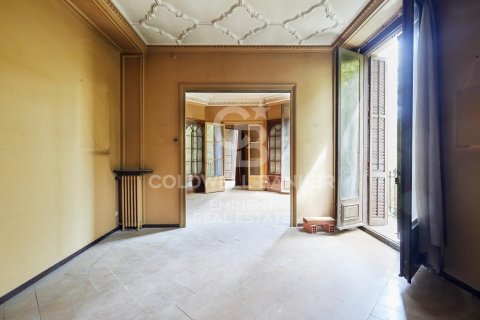 Снять в аренду квартиру в Барселона, Испания с 6 спален, 202м², № 8011 - фото 5