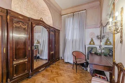 Apartamento de 3 dormitorios en venta en Barcelona, Cataluña, Spain № 1684 - foto 10