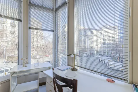 Apartamento de 3 dormitorios en venta en Barcelona, Cataluña, Spain № 1684 - foto 16