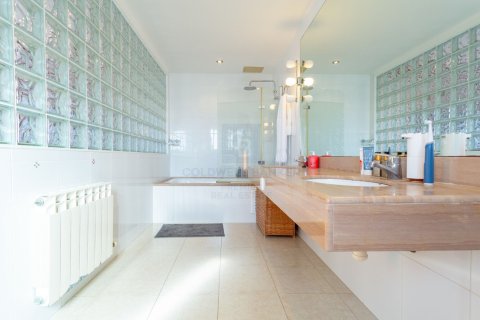 4 bedrooms house for rent in Cambrils, Tarragona, Catalonia, Spain № 6128 - photo 9