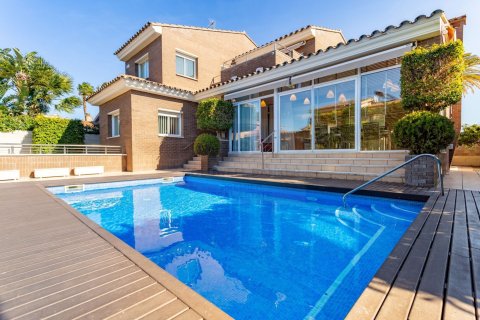 4 bedrooms house for rent in Cambrils, Tarragona, Catalonia, Spain № 6128