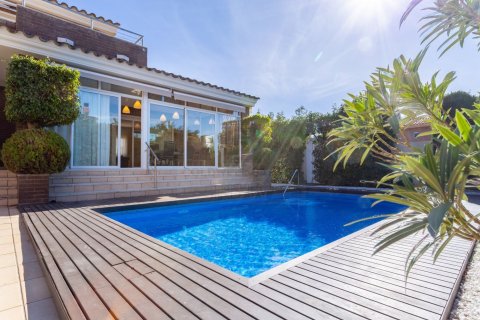 4 bedrooms house for rent in Cambrils, Tarragona, Catalonia, Spain № 6128 - photo 21