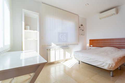 4 bedrooms house for rent in Cambrils, Tarragona, Catalonia, Spain № 6128 - photo 15