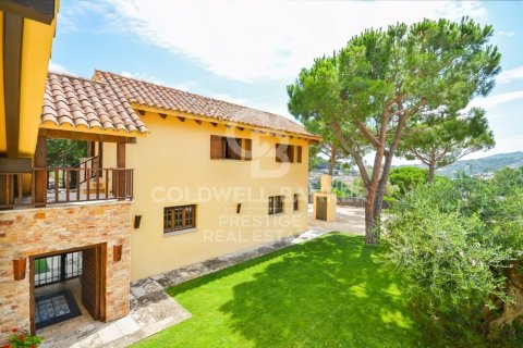 8 bedrooms house for rent in Sant Andreu de Llavaneres, Barcelona, Catalonia, Spain № 6133 - photo 8