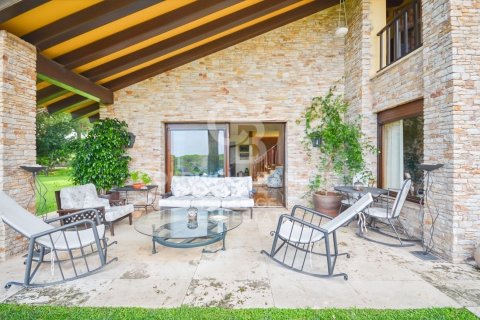 8 bedrooms house for rent in Sant Andreu de Llavaneres, Barcelona, Catalonia, Spain № 6133 - photo 21