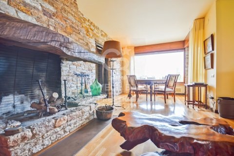 8 bedrooms house for rent in Sant Andreu de Llavaneres, Barcelona, Catalonia, Spain № 6133 - photo 20