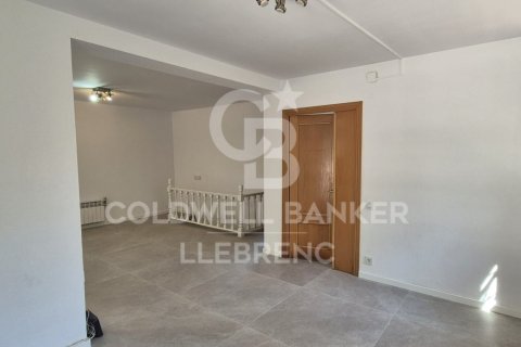 4 bedrooms duplex for rent in Barcelona, Catalonia, Spain № 6127 - photo 10