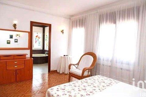 5 bedrooms house for sale in Miami Platja, Tarragona, Catalonia, Spain № 4988 - photo 14