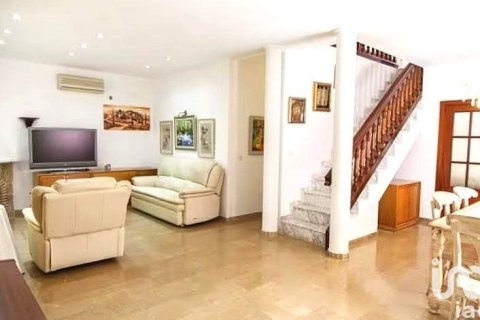 5 bedrooms house for sale in Miami Platja, Tarragona, Catalonia, Spain № 4988 - photo 8