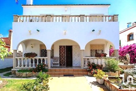 5 bedrooms house for sale in Miami Platja, Tarragona, Catalonia, Spain № 4988 - photo 2