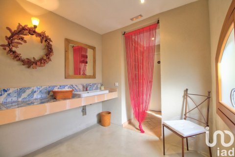 Купить отель в Эльс Гиаметс, Испания с 10 спален, 626м², № 4994 - фото 11