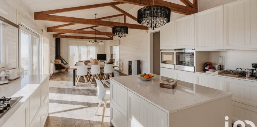 Дом с 4 спальнями в Пинеда-де-Мар, Барселона, Каталония, Испания № 4992