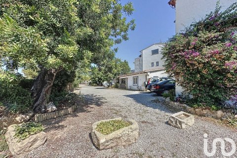 Купить коммерческую недвижимость в Сан-Пере-де-Рибес, Испания 500м², № 4990 - фото 8