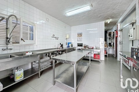 Купить коммерческую недвижимость в Сан-Пере-де-Рибес, Испания 500м², № 4990 - фото 10