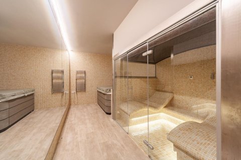 Купить дом в Кастельдефельс, Испания с 6 комнат, 572м², № 6303 - фото 7