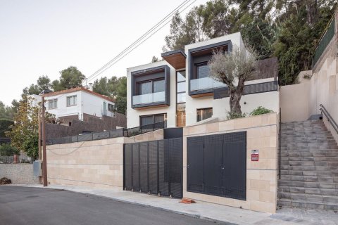 Купить дом в Кастельдефельс, Испания с 6 комнат, 572м², № 6303 - фото 27