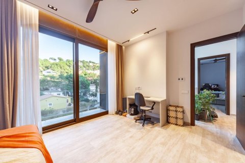 Купить дом в Кастельдефельс, Испания с 6 комнат, 572м², № 6303 - фото 3