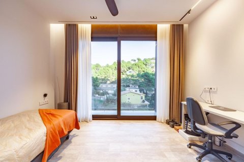 Купить дом в Кастельдефельс, Испания с 6 комнат, 572м², № 6303 - фото 19