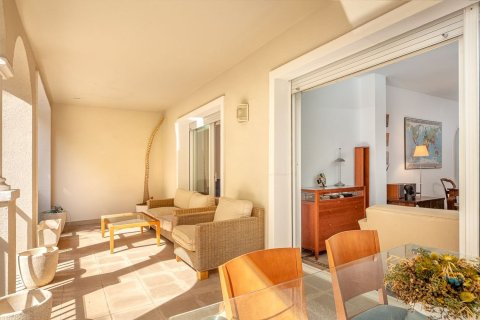 Квартира с 2 спальнями в Кастель-Пладжа-д'Аро, Герона, Каталония, Испания № 2593