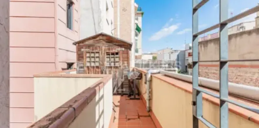 Дом с 3 спальнями в Сант-Андреу, Барселона, Каталония, Испания № 2592