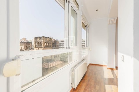 3 bedrooms apartment for sale in Barcelona, Catalonia, Spain № 6602 - photo 5