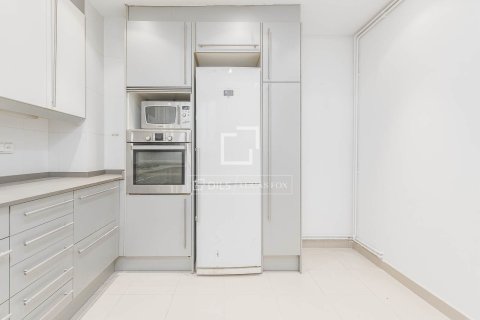 3 bedrooms apartment for sale in Barcelona, Catalonia, Spain № 6602 - photo 14