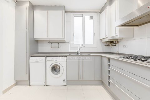 3 bedrooms apartment for sale in Barcelona, Catalonia, Spain № 6602 - photo 13