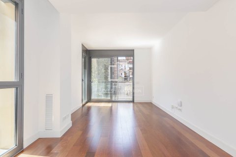 3 chambres apartment à vendre à Barcelona, Catalonia, Spain № 6599 - photo 4