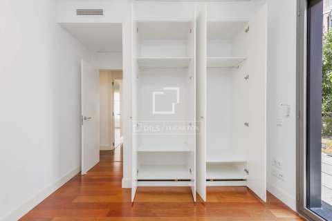 3 chambres apartment à vendre à Barcelona, Catalonia, Spain № 6599 - photo 9