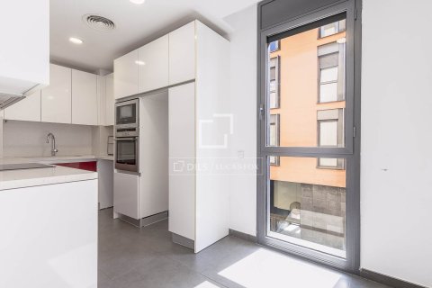3 chambres apartment à vendre à Barcelona, Catalonia, Spain № 6599 - photo 23
