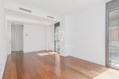 3 chambres apartment à vendre à Barcelona, Catalonia, Spain № 6599 - photo 2