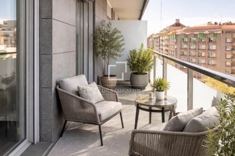 Apartamento de 2 dormitorios en venta en Barcelona, Cataluña, Spain № 6598 - foto 6