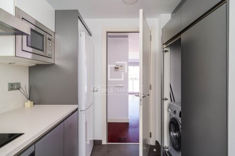 Apartamento de 2 dormitorios en venta en Barcelona, Cataluña, Spain № 6598 - foto 15