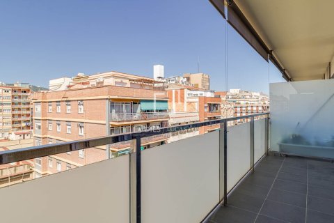 Apartamento de 2 dormitorios en venta en Barcelona, Cataluña, Spain № 6598 - foto 12
