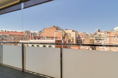 Apartamento de 2 dormitorios en venta en Barcelona, Cataluña, Spain № 6598 - foto 11