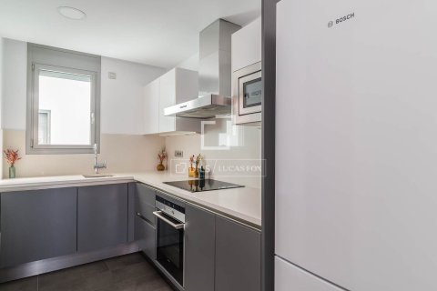 Apartamento de 2 dormitorios en venta en Barcelona, Cataluña, Spain № 6598 - foto 14