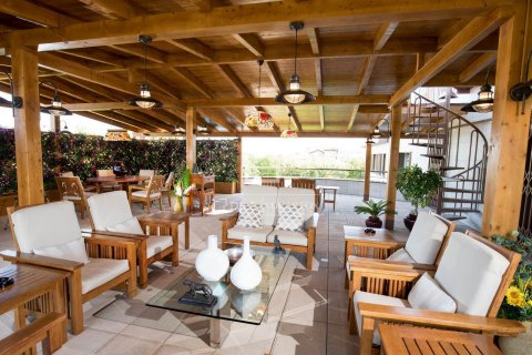 Villa de 8 dormitorios en venta en Sitges, Barcelona, Cataluña, Spain № 6596 - foto 12