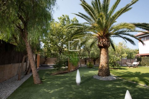 Villa de 8 dormitorios en venta en Sitges, Barcelona, Cataluña, Spain № 6596 - foto 4