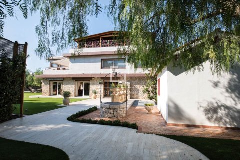 Villa de 8 dormitorios en venta en Sitges, Barcelona, Cataluña, Spain № 6596 - foto 3
