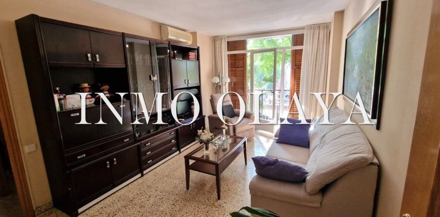 Квартира с 4 спальнями в Барселоне, Каталония, Испания № 3181