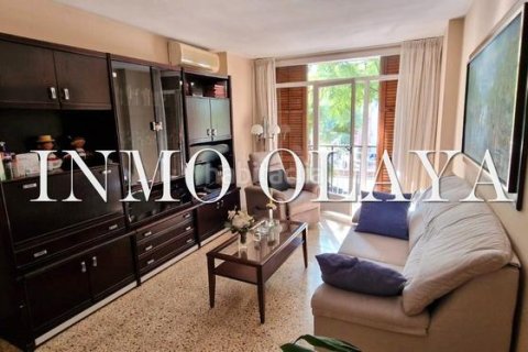 Квартира с 4 спальнями в Барселоне, Каталония, Испания № 3180