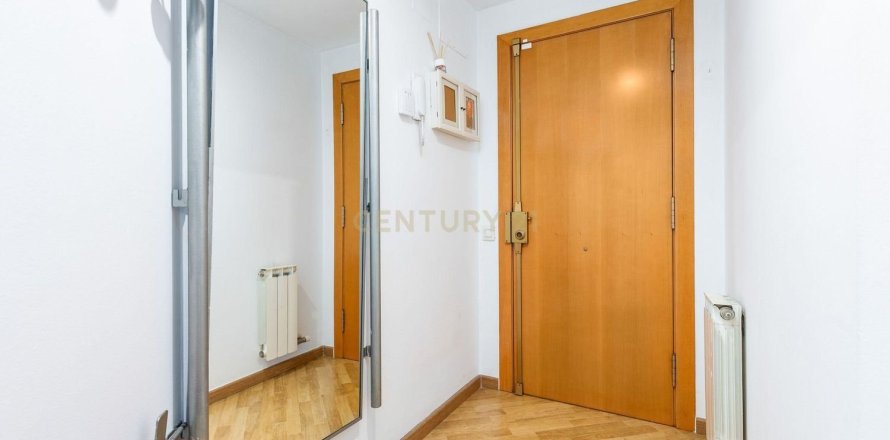 Кафе / ресторан с 3 спальнями в Паретс-дель-Вальесе, Барселона, Каталония, Испания № 3179