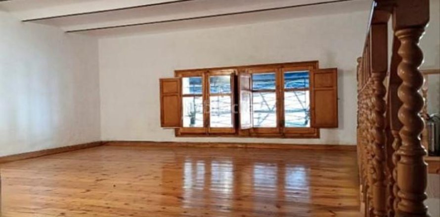 Кафе / ресторан с 5 спальнями в Сантс-Монтжуике, Барселона, Каталония, Испания № 3177