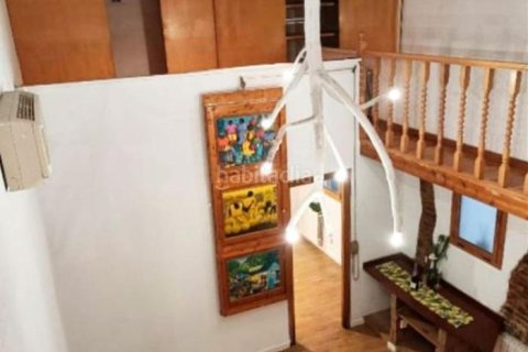 Купить кафе / ресторан в Сантс-Монтжуик, Барселона, Испания с 5 спален, 89м², № 3177 - фото 3