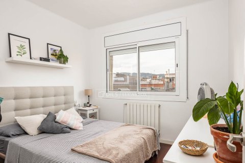 Apartamento de 4 dormitorios en venta en Barcelona, Cataluña, Spain № 4117 - foto 13