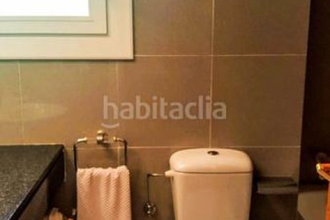 Villa de 8 dormitorios en venta en Lloret de Mar, Gerona, Cataluña, Spain № 2665 - foto 10