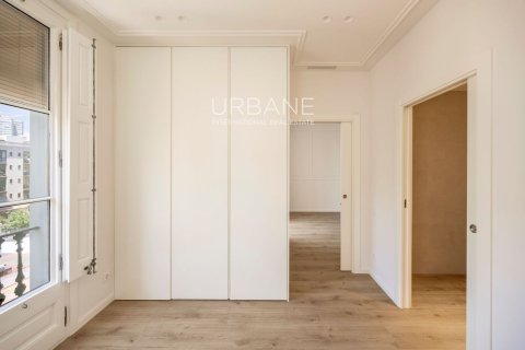 Купить квартиру в Эшампле, Испания с 2 спальни, 91м², № 2661 - фото 21