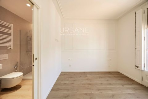 Купить квартиру в Эшампле, Испания с 2 спальни, 91м², № 2661 - фото 22