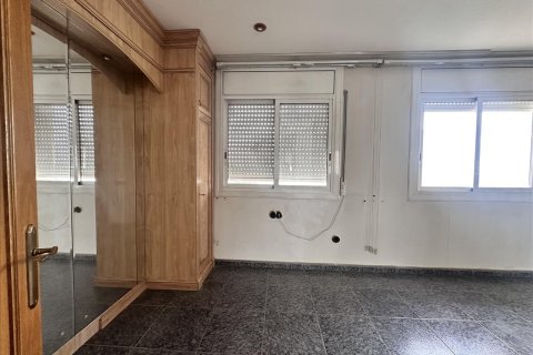 Сasa de 4 dormitorios en venta en Viladecavalls, Barcelona, Cataluña, Spain № 6973 - foto 28