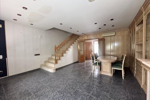 Сasa de 4 dormitorios en venta en Viladecavalls, Barcelona, Cataluña, Spain № 6973 - foto 7